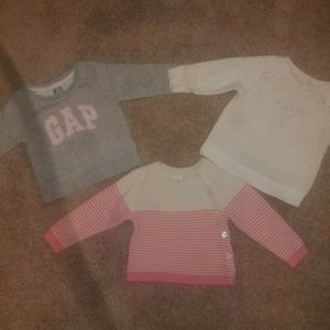 Gap 12-18 month sweatshirt bundle